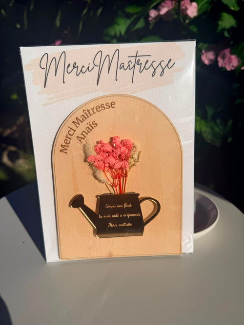 Arrosoir fleuri personnalisé – Cadeau de fin d’année pour maîtresse, maître, ATSEM ou nounou